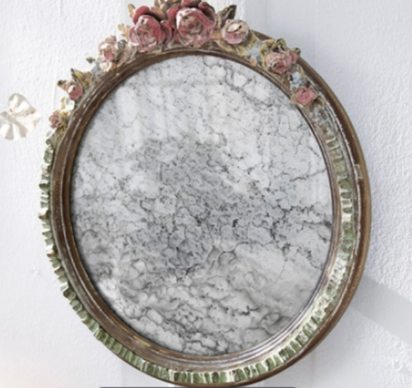 Immagine di Specchiera tonda in resina anticata diam.35cm pr.cm5